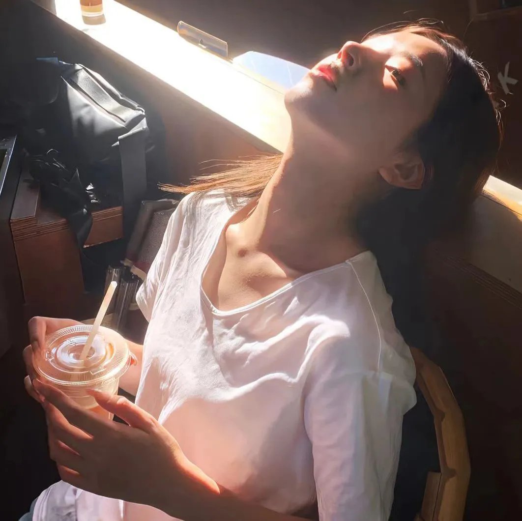 羊圈里的俘虏
